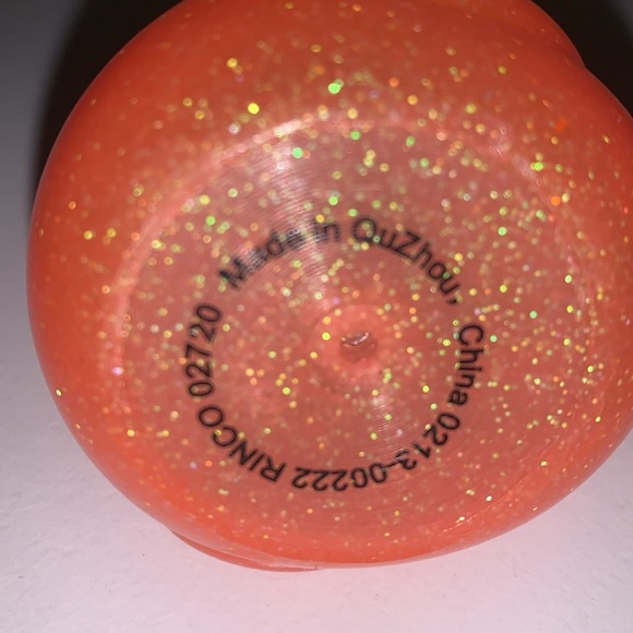 Dashboard duck glitter, resin and neon - Picture 5 of 5